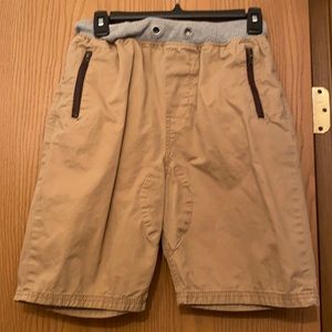 Youth Boy’s Khaki Shorts Size LG (14-16)
